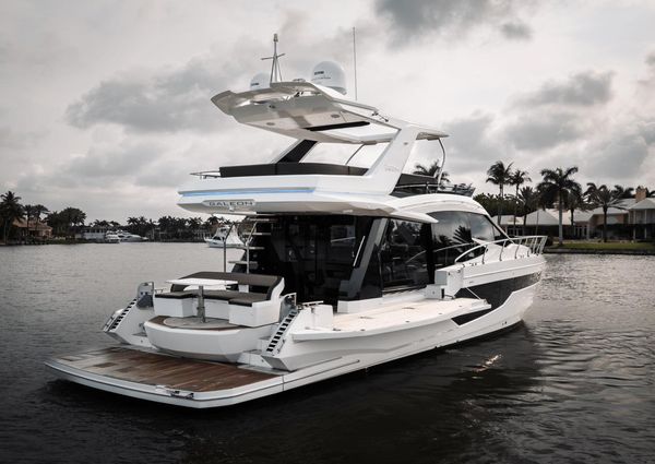 Galeon 500 Fly image