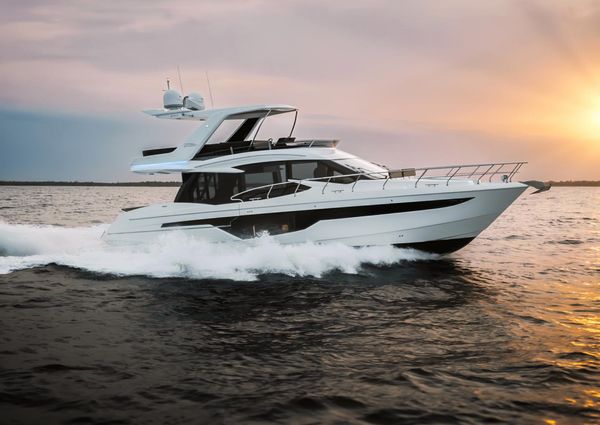 Galeon 500 Fly image