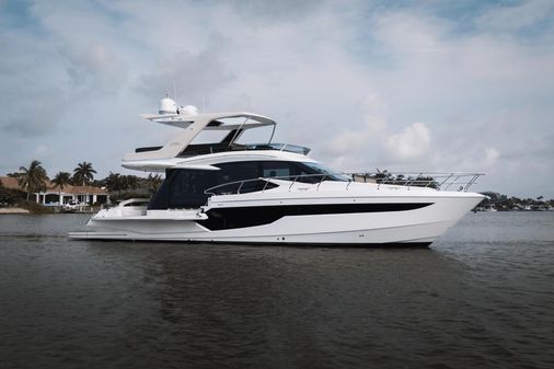 Galeon 500 Fly image