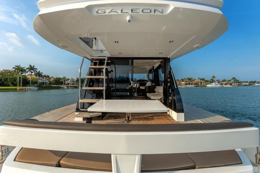 Galeon 500 Fly image