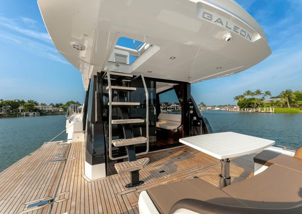 Galeon 500 Fly image