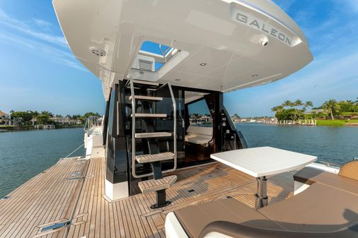 Galeon 500 Fly image