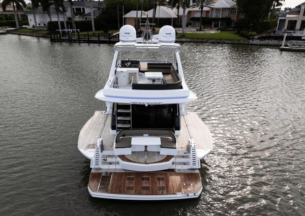 Galeon 500 Fly image