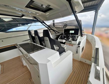 De Antonio Yachts D36 image