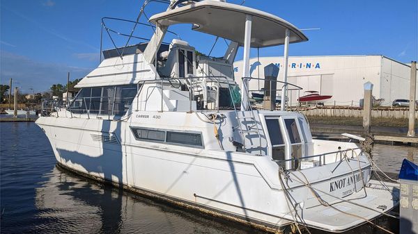 Carver 43 CPMY