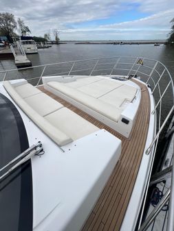 Azimut 55S image