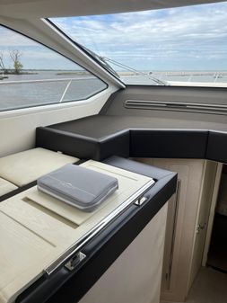 Azimut 55S image