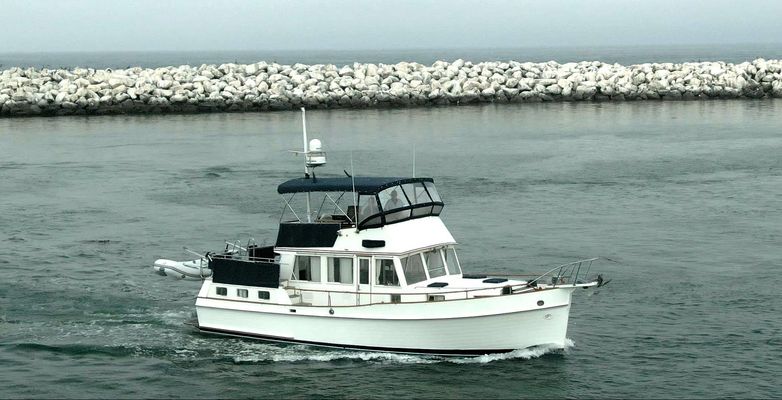 Grand Banks 42 Motoryacht - main image