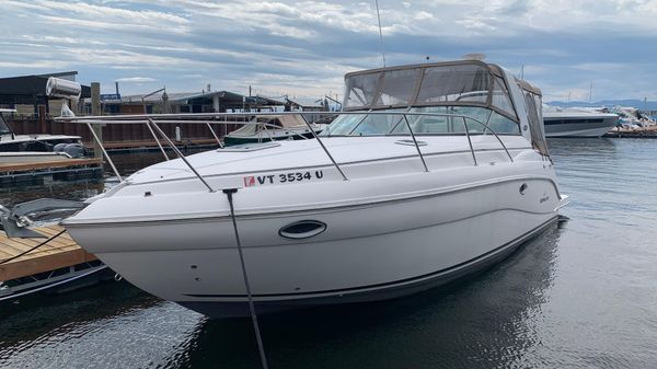 Rinker 320 Express Cruiser 