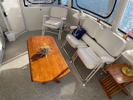 Carver 440 Aft Cabin Motor Yacht image