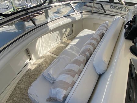 Carver 440 Aft Cabin Motor Yacht image