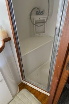 Carver 440 Aft Cabin Motor Yacht image