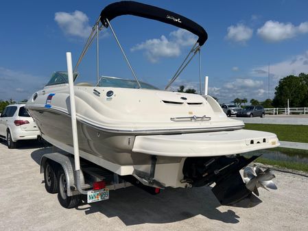 Sea-ray 240-SUNDECK image