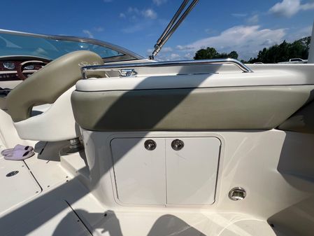 Sea-ray 240-SUNDECK image