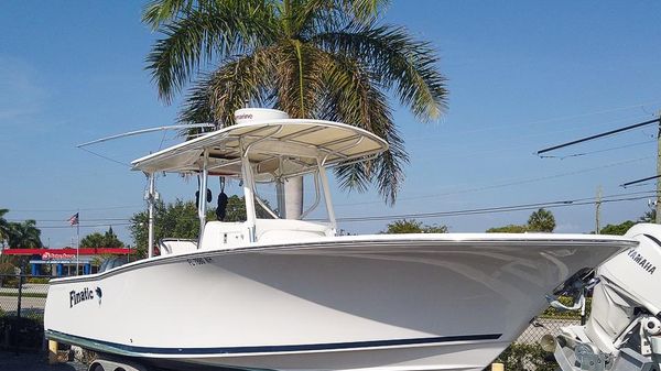 Southport 28 Center Console