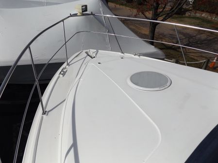 Cruisers Yachts 375 Motoryacht image