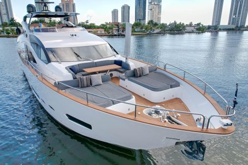 Sunseeker 92 Yacht image