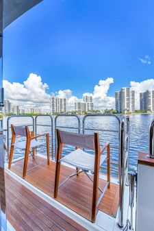 Sunseeker 92 Yacht image