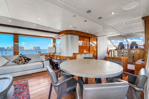 Sunseeker 92 Yacht image