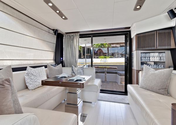 Azimut 50 Flybridge image