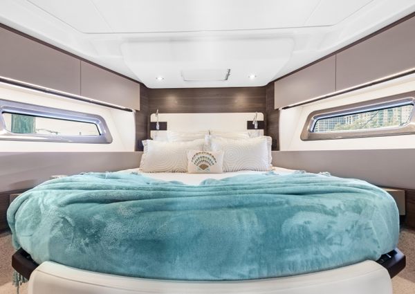 Azimut 50 Flybridge image