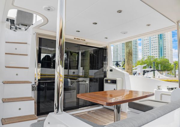 Azimut 50 Flybridge image