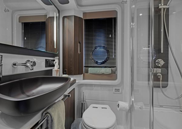 Azimut 50 Flybridge image