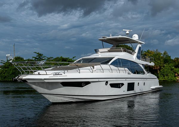 Azimut 66 image