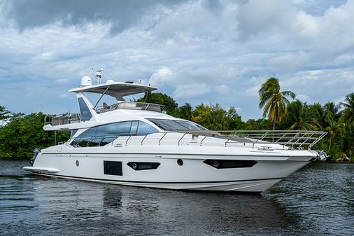 Azimut 66 image