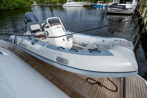 Azimut 66 image