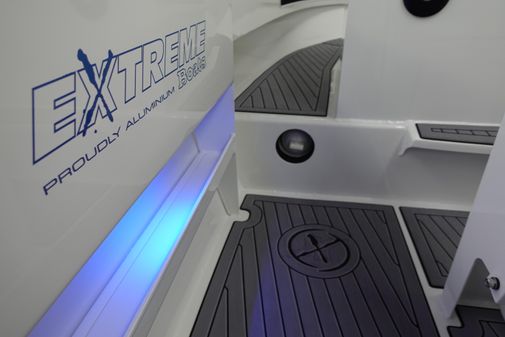 Extreme Boats 645 Center Console 21ft image