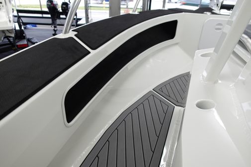 Extreme Boats 645 Center Console 21ft image