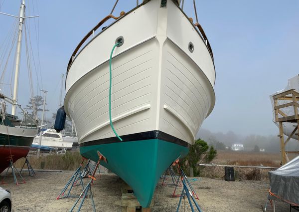 Grand Banks 42 Motoryacht image