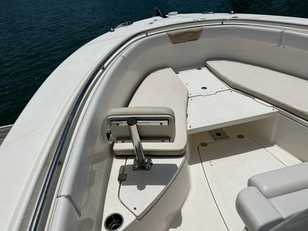 Robalo R300-CENTER-CONSOLE image