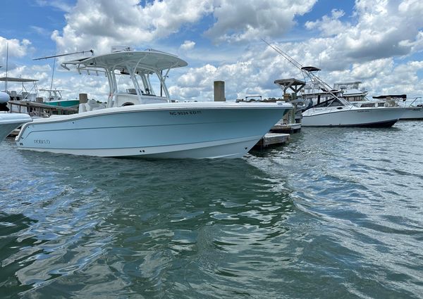 Robalo R300-CENTER-CONSOLE image