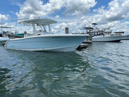 Robalo R300-CENTER-CONSOLE image