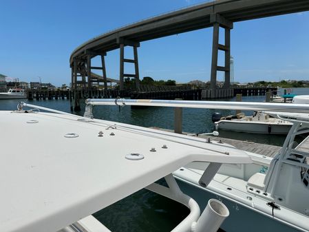 Robalo R300-CENTER-CONSOLE image