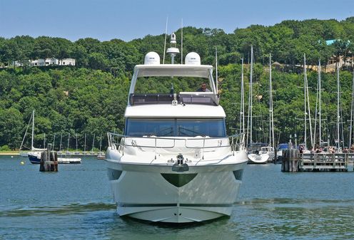 Prestige 590 flybridge image