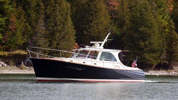 Hinckley Talaria 44 MKII