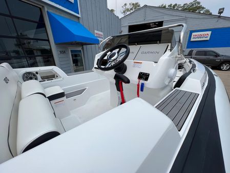 Walker Bay Revo 21 image