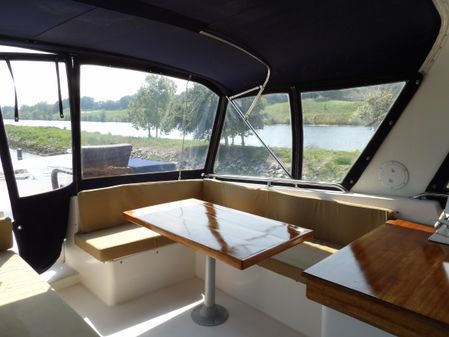 Viking Motor Yacht image