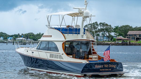 Hinckley Talaria 48 Flybridge 