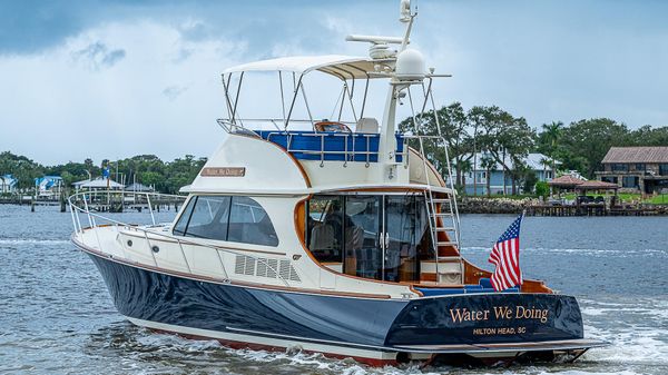 Hinckley Talaria 48 Flybridge