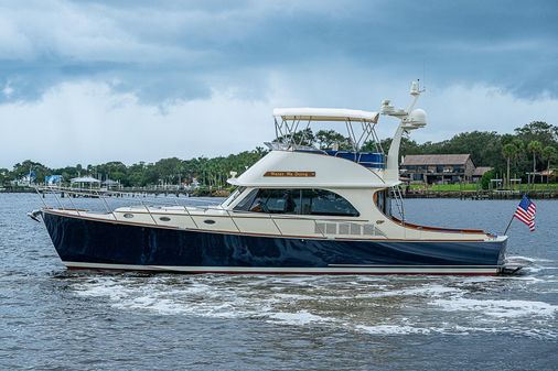 Hinckley Talaria 48 Flybridge image