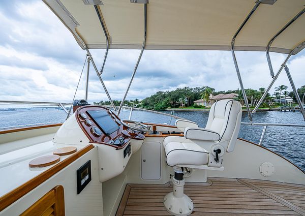 Hinckley Talaria 48 Flybridge image