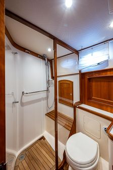 Hinckley Talaria 48 Flybridge image