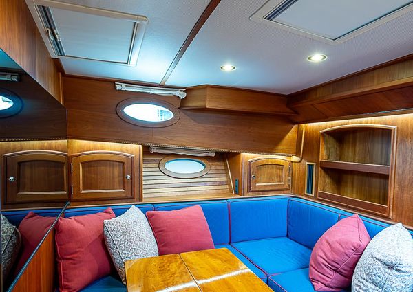 Hinckley Talaria 48 Flybridge image