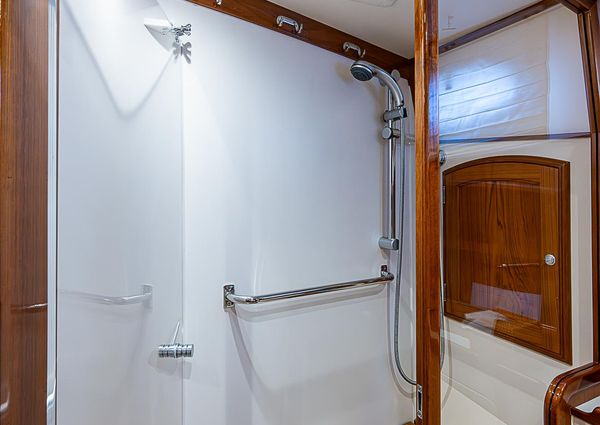 Hinckley Talaria 48 Flybridge image