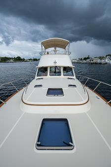 Hinckley Talaria 48 Flybridge image