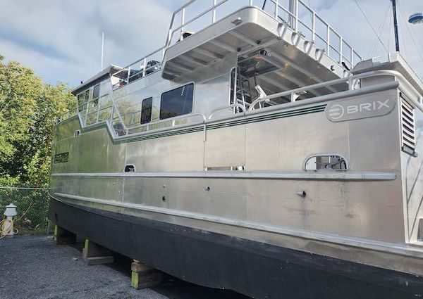 Brix Marine 4216-DCT Semi-Displacement Catamaran image